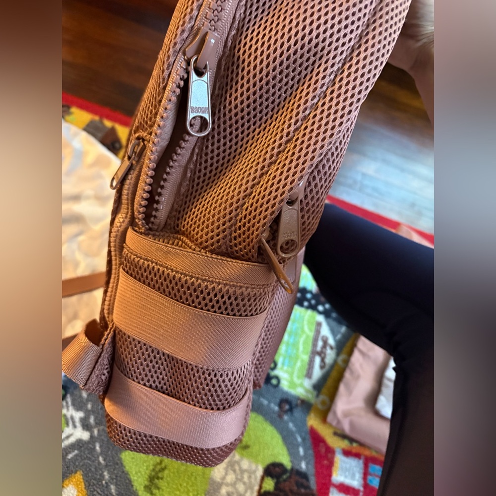 Dagne Dover mauve pink Backpack bundle with matching crossbody &attachable pouch - Picture 7 of 12